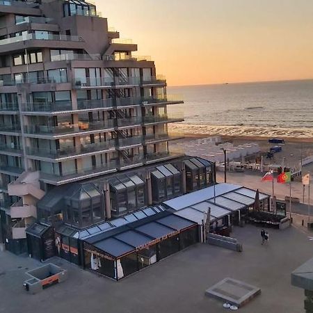 Appartement Met Zeezicht Op Het Van Bunnenplein นอคเคอ-เฮสท์ ภายนอก รูปภาพ